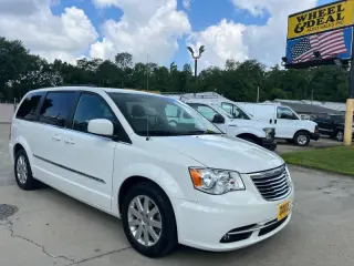 2013 Chrysler Town and Country Touring