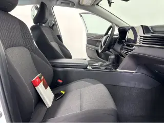 Gold Certified2025 Toyota Camry Hybrid LE