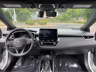 Gold Certified2025 Toyota Corolla Hatchback XSE