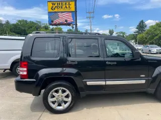 2012 Jeep Liberty Latitude