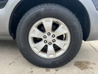 2009 Kia Borrego LX
