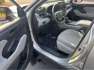 Gold Certified2022 Toyota Highlander LE