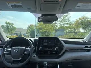 Gold Certified2022 Toyota Highlander LE