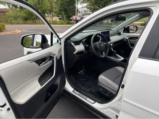 Gold Certified2025 Toyota RAV4 XLE