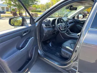 Gold Certified2022 Toyota Highlander XLE