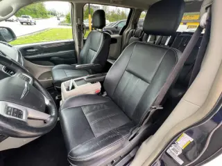 2015 Chrysler Town and Country Touring