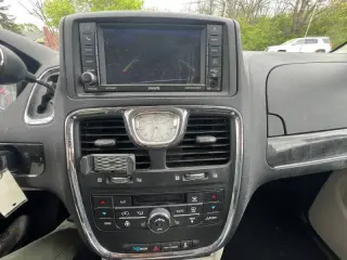 2015 Chrysler Town and Country Touring