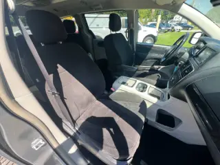 2013 Dodge Grand Caravan Crew
