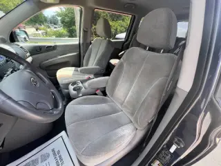 2008 Kia Sedona LX