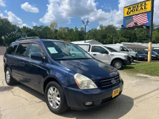 2008 Kia Sedona LX