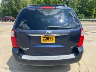 2008 Kia Sedona LX
