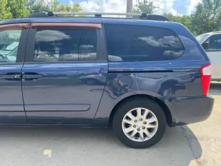 2008 Kia Sedona LX