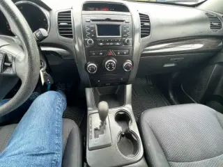 2011 Kia Sorento LX