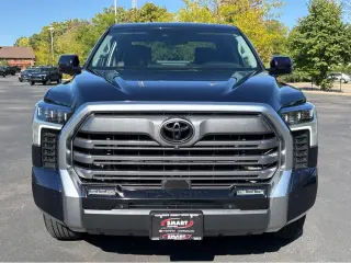 2023 Toyota Tundra Limited CrewMax