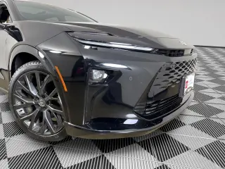 2025 Toyota Crown Signia