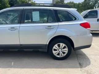 2013 Subaru Outback 2.5i