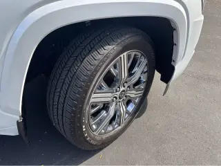 2024 Toyota Sequoia Capstone