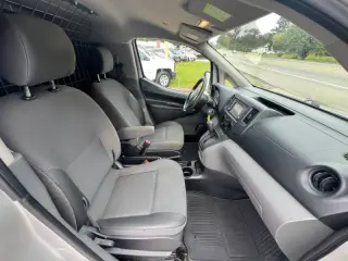 2018 Nissan NV200 SV