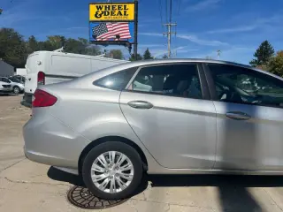 2011 Ford Fiesta SE
