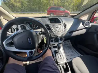 2015 Ford Fiesta SE