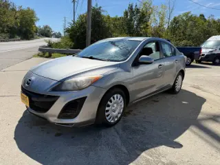 2011 Mazda MAZDA3 i Sport