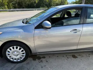 2011 Mazda MAZDA3 i Sport