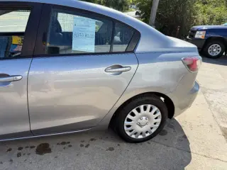 2011 Mazda MAZDA3 i Sport
