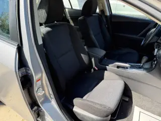 2011 Mazda MAZDA3 i Sport