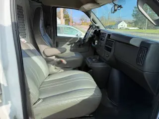 2017 Chevrolet Express 2500