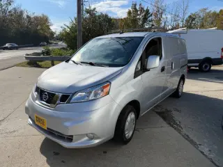 2020 Nissan NV200 SV