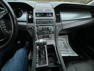 2012 Ford Taurus SEL
