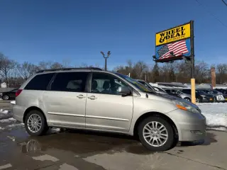 2009 Toyota Sienna XLE