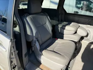 2009 Toyota Sienna XLE