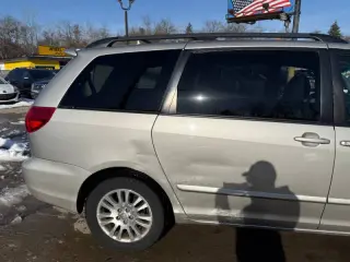 2009 Toyota Sienna XLE