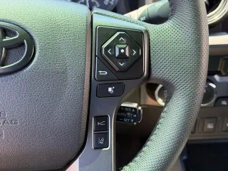 Toyota Tacoma 2021 4x4 TRD Off-Road 4dr Double Cab 5.0 ft SB 6A