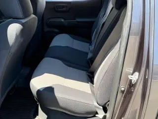 Toyota Tacoma 2021 4x4 TRD Off-Road 4dr Double Cab 5.0 ft SB 6A