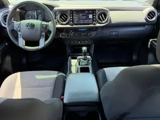 Toyota Tacoma 2021 4x4 TRD Off-Road 4dr Double Cab 5.0 ft SB 6A