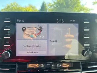 Gold Certified2024 Toyota Sienna XLE