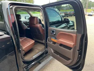 2014 Chevrolet Silverado 1500 High Country