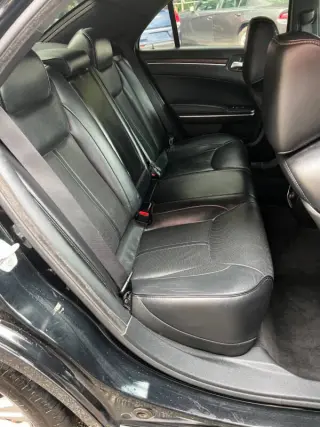 2013 Chrysler 300 C John Varvatos Luxury Edition