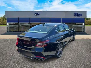 Genesis G70 2022 2.0T 4dr Sedan