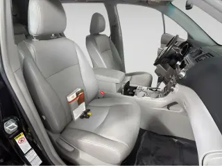 2012 Toyota Highlander SE