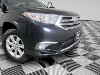 2012 Toyota Highlander SE
