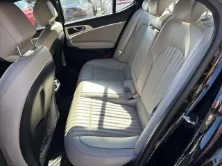 Genesis G70 2023 2.0T 4dr Sedan