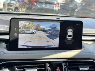 Genesis G70 2023 2.0T 4dr Sedan