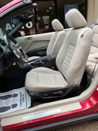 2011 Ford Mustang V6 Premium