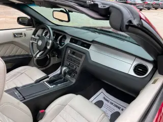 2011 Ford Mustang V6 Premium