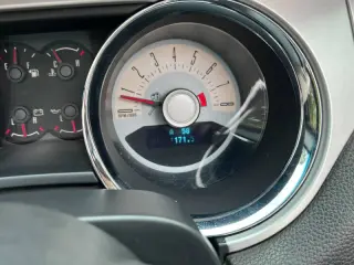 2011 Ford Mustang V6 Premium