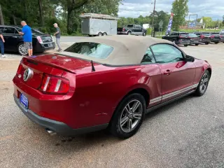 2011 Ford Mustang V6 Premium