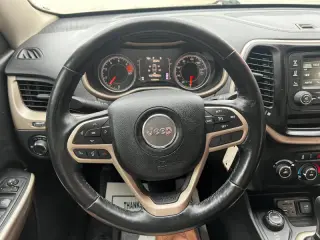 2017 Jeep Cherokee Sport